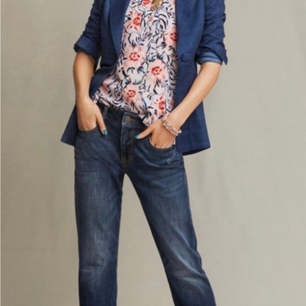 Cabi 5537 sleeveless b neck floral print stem blouse - Picture 2 of 9